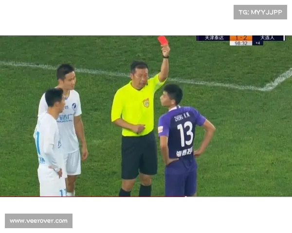 阿奇姆彭奔袭中柱韦世豪造险 成都河南上半场0-0战平