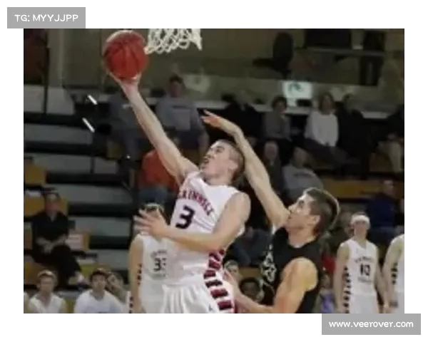 伯明翰球迷因拳击伊镇球员杰克泰勒或遭终身禁赛处理 伯明翰球迷因拳击伊镇球员杰克泰勒或遭终身禁赛处理