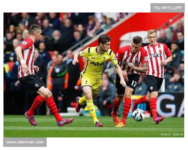 伯恩茅斯后防核心离队多名主力缺阵 新赛季前景充满不确定性 伯恩茅斯后防核心离队多名主力缺阵 新赛季前景充满不确定性