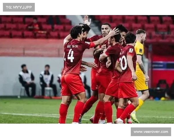 上海海港力克群雄成功夺冠 中国足球超级联赛赛季收官战精彩纷呈